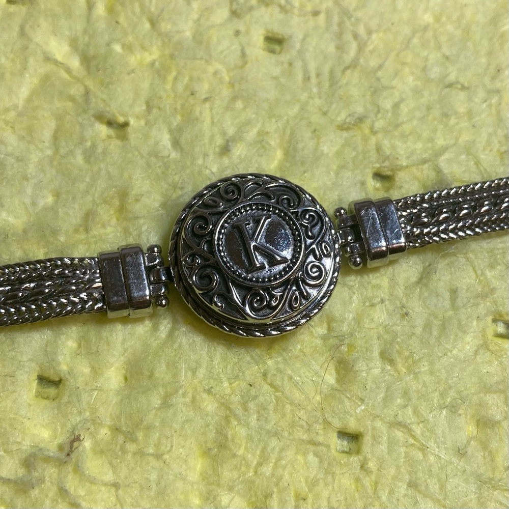 GINGER SNAPS INITIAL K CHARM BRACELET